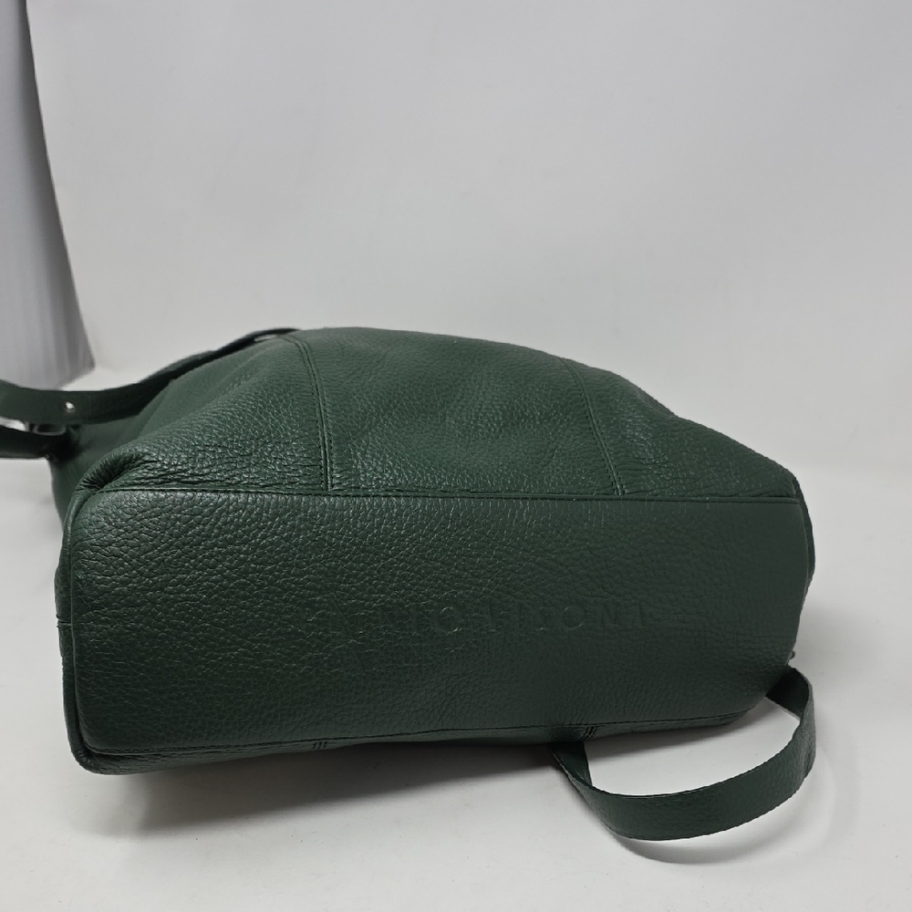 Plinio Visona Green Satchel with Textured Finish and Versatile Strap Bag - Picture 4 of 6